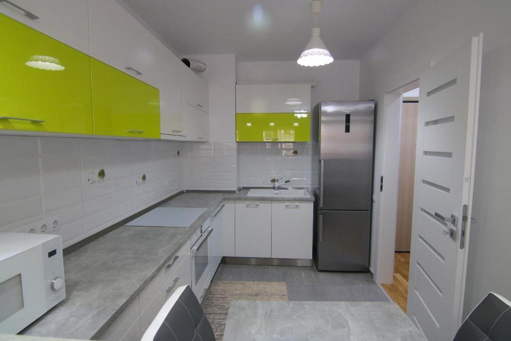 Hotel Platinia Kluž Exteriér fotografie A modern kitchen