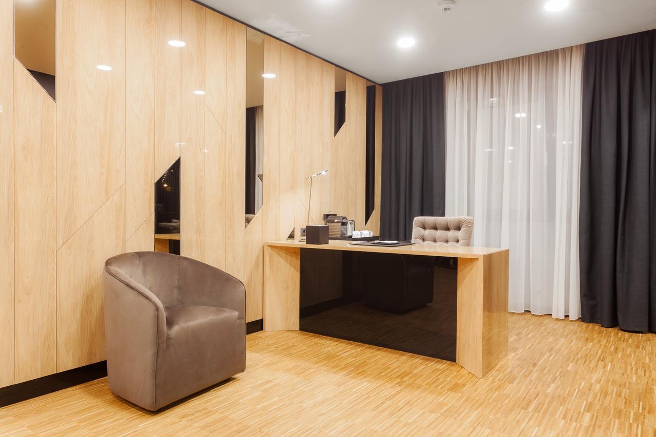 Hotel Platinia Kluž Exteriér fotografie Office of the Mayor of the City of Belgrade