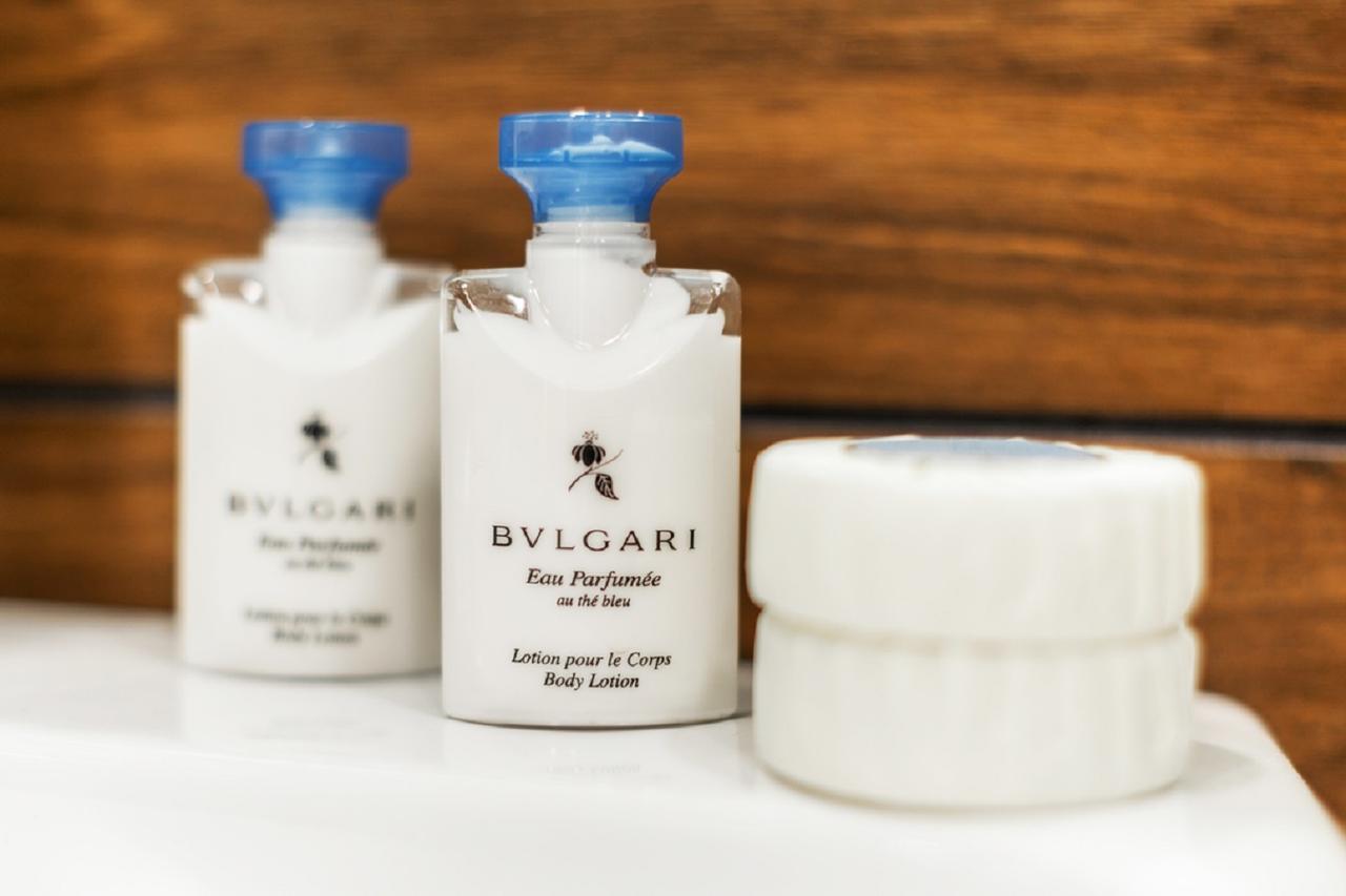 Hotel Platinia Kluž Exteriér fotografie BVLGARI products